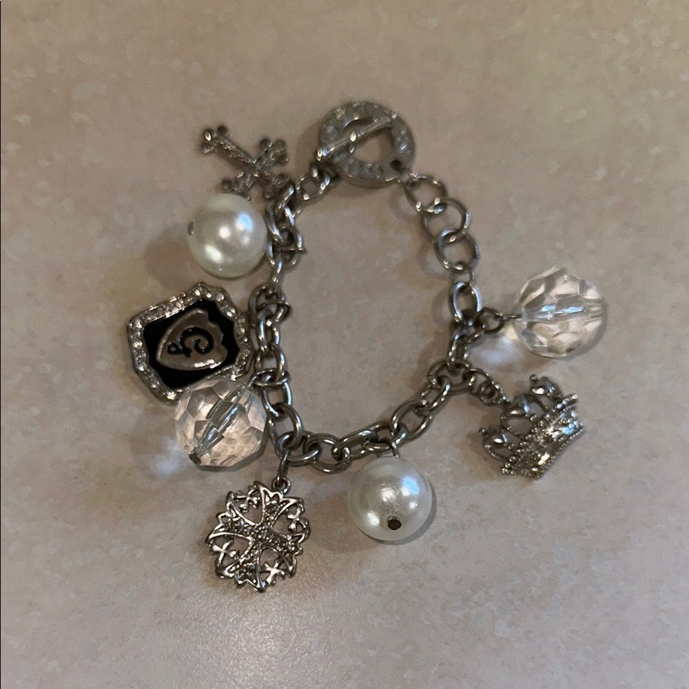 Charming Silver Bracelet with Pearls and Charms